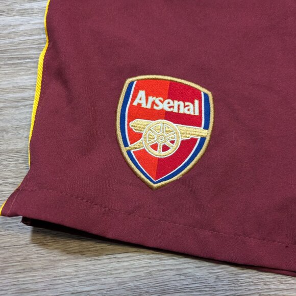 Nike Arsenal Mens XL 2010 2011 Red Football Soccer Shorts Lined Embroidered Logo - Picture 5 of 15